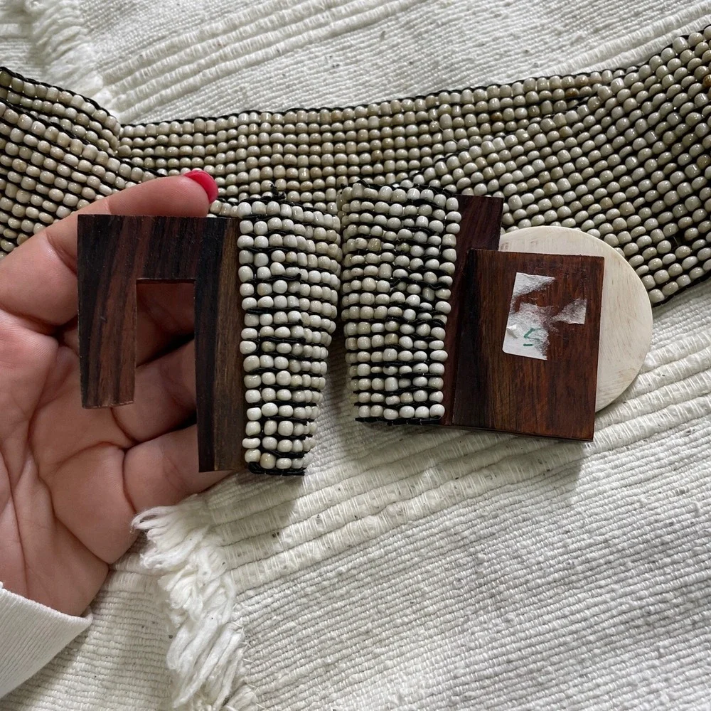 Vintage Teak Wood Beaded Belt Womens 8-10 Slightly Stretchy Spiral Embellished